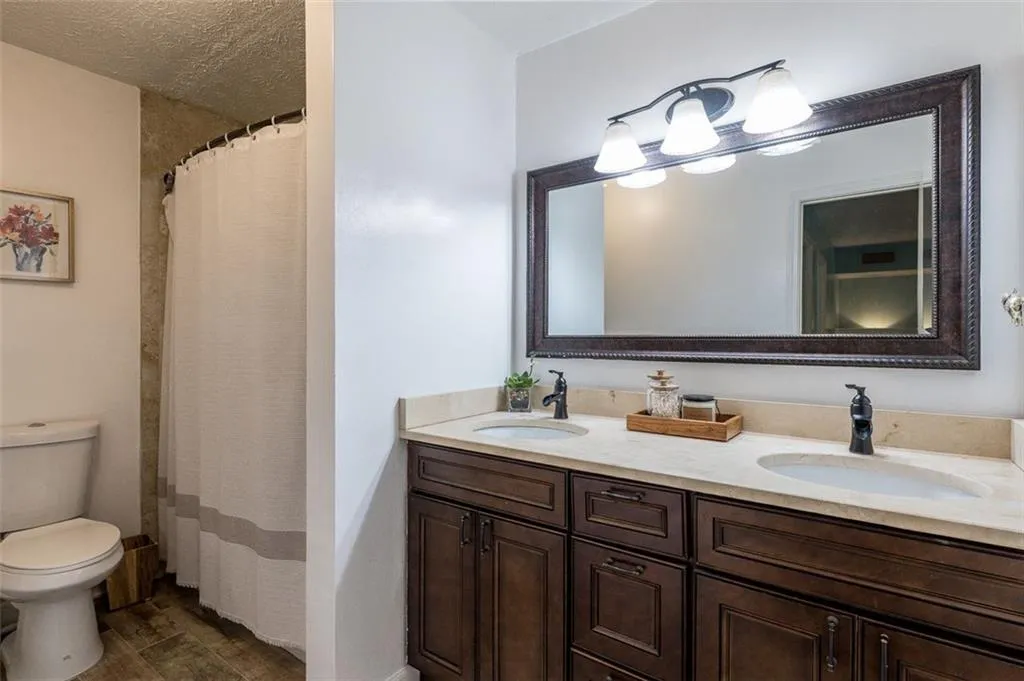 1701 Woodcliff Drive, Atlanta, Georgia 30350, 2 Bedrooms Bedrooms, ,2 BathroomsBathrooms,Residential,Sold,1701 Woodcliff Drive,7049721 1701 Woodcliff Drive, Atlanta, Georgia 30350, 2 Bedrooms Bedrooms, ,2 BathroomsBathrooms,Residential,Sold,1701 Woodcliff Drive,7049721