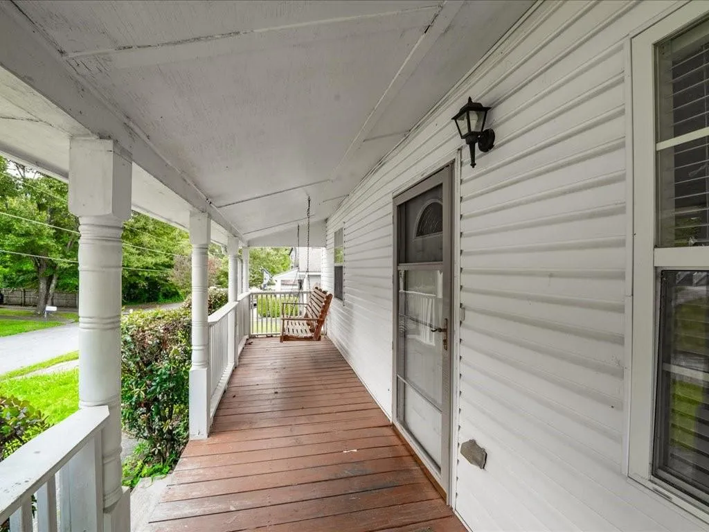 1920 Main Street Nw, Atlanta, Georgia 30318, 3 Bedrooms Bedrooms, ,2 BathroomsBathrooms,Residential,For Sale,1920 Main Street Nw,7613960