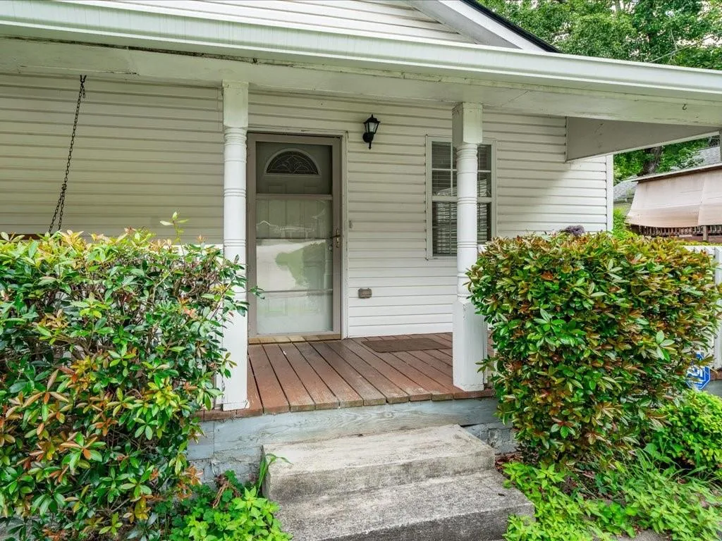 1920 Main Street Nw, Atlanta, Georgia 30318, 3 Bedrooms Bedrooms, ,2 BathroomsBathrooms,Residential,For Sale,1920 Main Street Nw,7613960