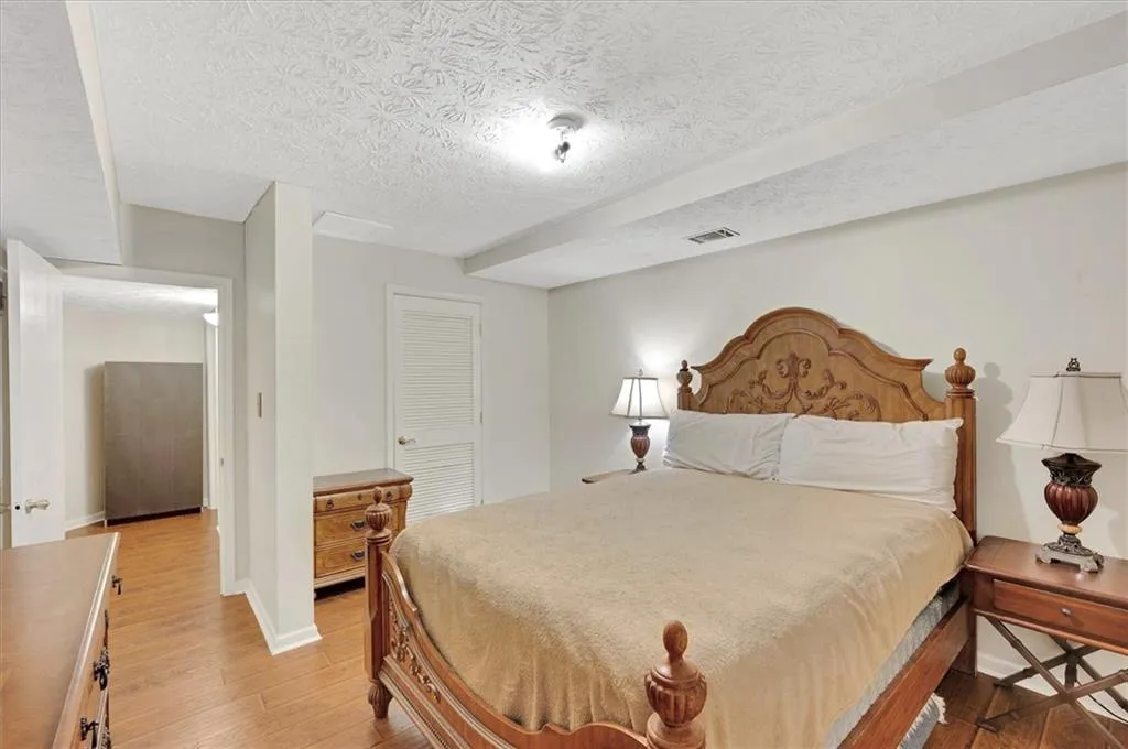 6426 Wright Road, Atlanta, Georgia 30328, 4 Bedrooms Bedrooms, ,3 BathroomsBathrooms,Residential,Sold,6426 Wright Road,7488013