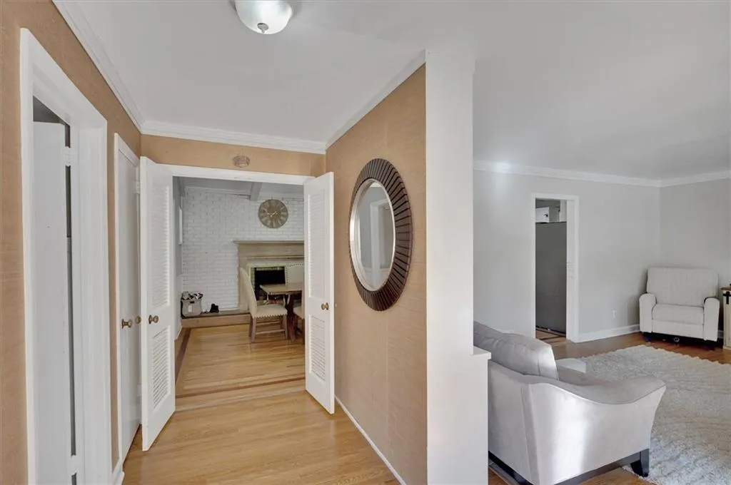 6426 Wright Road, Atlanta, Georgia 30328, 4 Bedrooms Bedrooms, ,3 BathroomsBathrooms,Residential,Sold,6426 Wright Road,7488013