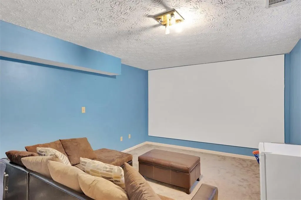 6426 Wright Road, Atlanta, Georgia 30328, 4 Bedrooms Bedrooms, ,3 BathroomsBathrooms,Residential,Sold,6426 Wright Road,7488013