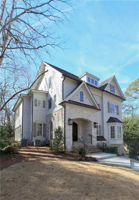 3236 Inman Drive Ne, Brookhaven, Georgia 30319, 6 Bedrooms Bedrooms, ,5 BathroomsBathrooms,Residential,Sold,3236 Inman Drive Ne,5989866