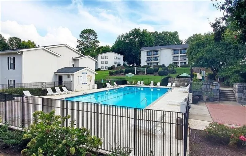 1150 Collier Road Nw Unit 4b, Atlanta, Georgia 30318, 1 Bedroom Bedrooms, ,1 BathroomBathrooms,Residential,For Sale,1150 Collier Road Nw Unit 4b,7496778