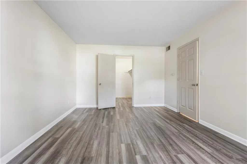 1150 Collier Road Nw Unit 4b, Atlanta, Georgia 30318, 1 Bedroom Bedrooms, ,1 BathroomBathrooms,Residential,For Sale,1150 Collier Road Nw Unit 4b,7496778