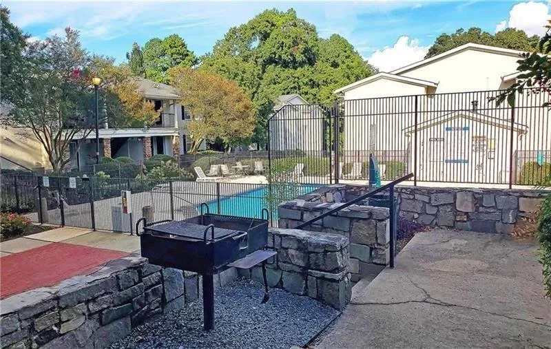 1150 Collier Road Nw Unit 4b, Atlanta, Georgia 30318, 1 Bedroom Bedrooms, ,1 BathroomBathrooms,Residential,For Sale,1150 Collier Road Nw Unit 4b,7496778