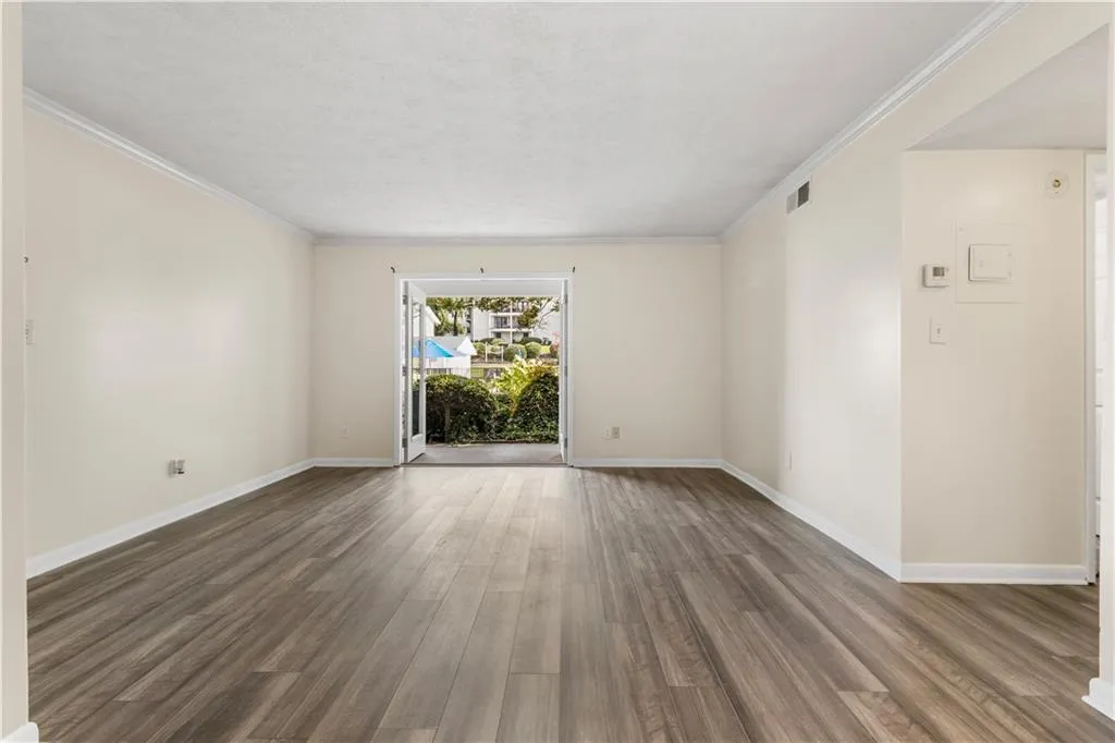 1150 Collier Road Nw Unit 4b, Atlanta, Georgia 30318, 1 Bedroom Bedrooms, ,1 BathroomBathrooms,Residential,For Sale,1150 Collier Road Nw Unit 4b,7496778
