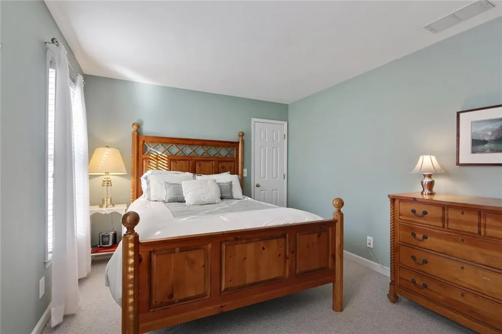 310 Burnt Oak Court, Sandy Springs, Georgia 30328, 4 Bedrooms Bedrooms, ,3 BathroomsBathrooms,Residential,Sold,310 Burnt Oak Court,6098928