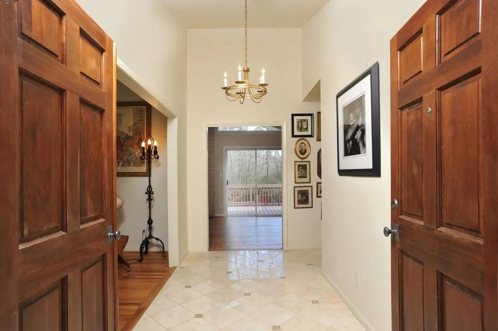 5255 Mount Vernon Parkway, Sandy Springs, Georgia 30327, 5 Bedrooms Bedrooms, ,3 BathroomsBathrooms,Residential,Sold,5255 Mount Vernon Parkway,5968476