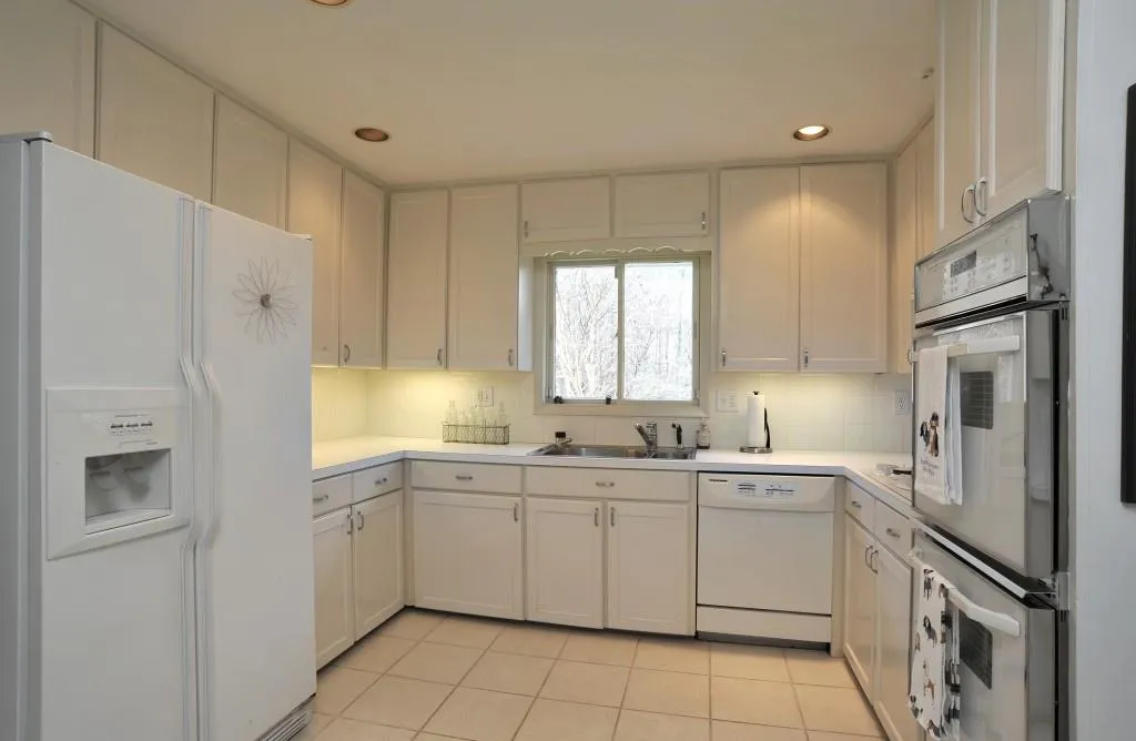 5255 Mount Vernon Parkway, Sandy Springs, Georgia 30327, 5 Bedrooms Bedrooms, ,3 BathroomsBathrooms,Residential,Sold,5255 Mount Vernon Parkway,5968476