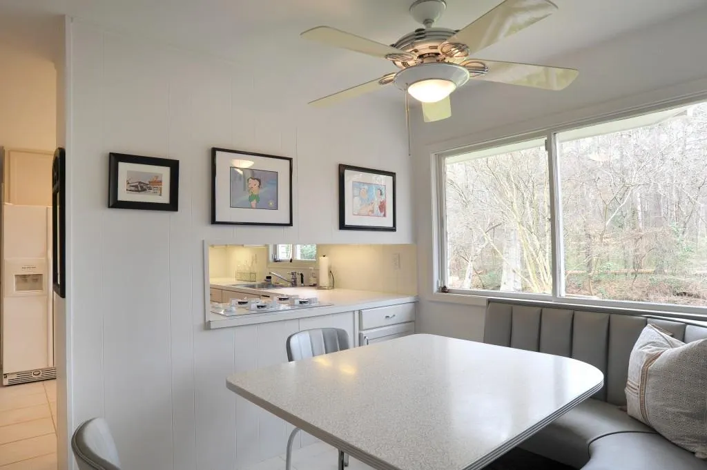 5255 Mount Vernon Parkway, Sandy Springs, Georgia 30327, 5 Bedrooms Bedrooms, ,3 BathroomsBathrooms,Residential,Sold,5255 Mount Vernon Parkway,5968476