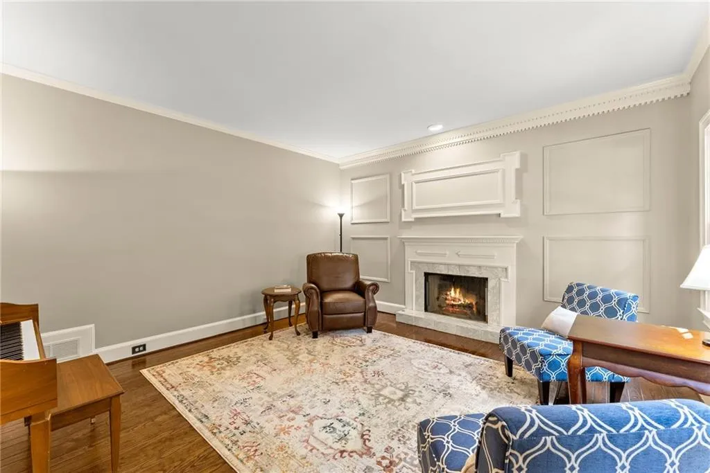 370 Kelson Drive, Atlanta, Georgia 30327, 5 Bedrooms Bedrooms, ,4 BathroomsBathrooms,Residential,Sold,370 Kelson Drive,7385818