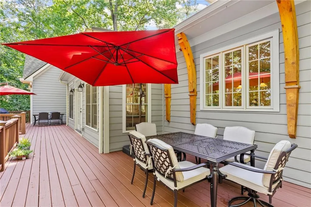 370 Kelson Drive, Atlanta, Georgia 30327, 5 Bedrooms Bedrooms, ,4 BathroomsBathrooms,Residential,Sold,370 Kelson Drive,7385818