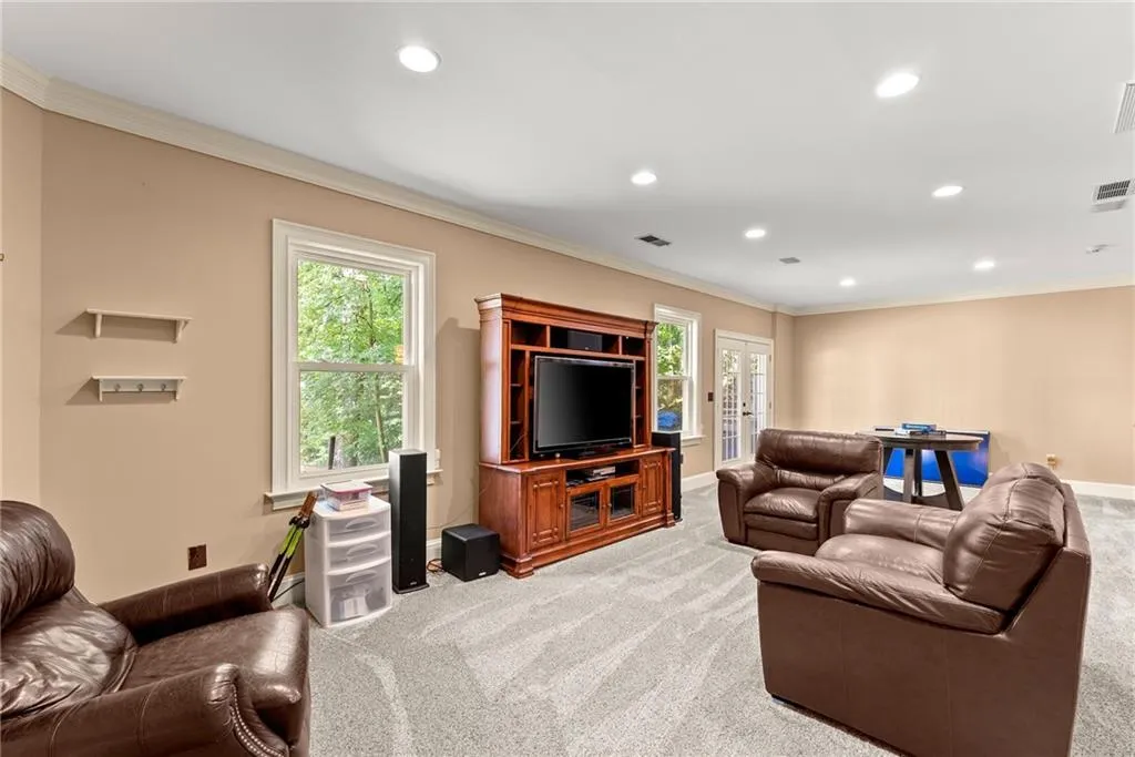370 Kelson Drive, Atlanta, Georgia 30327, 5 Bedrooms Bedrooms, ,4 BathroomsBathrooms,Residential,Sold,370 Kelson Drive,7385818