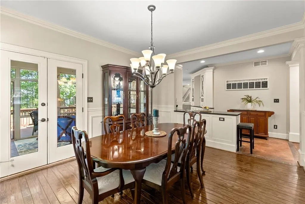 370 Kelson Drive, Atlanta, Georgia 30327, 5 Bedrooms Bedrooms, ,4 BathroomsBathrooms,Residential,Sold,370 Kelson Drive,7385818