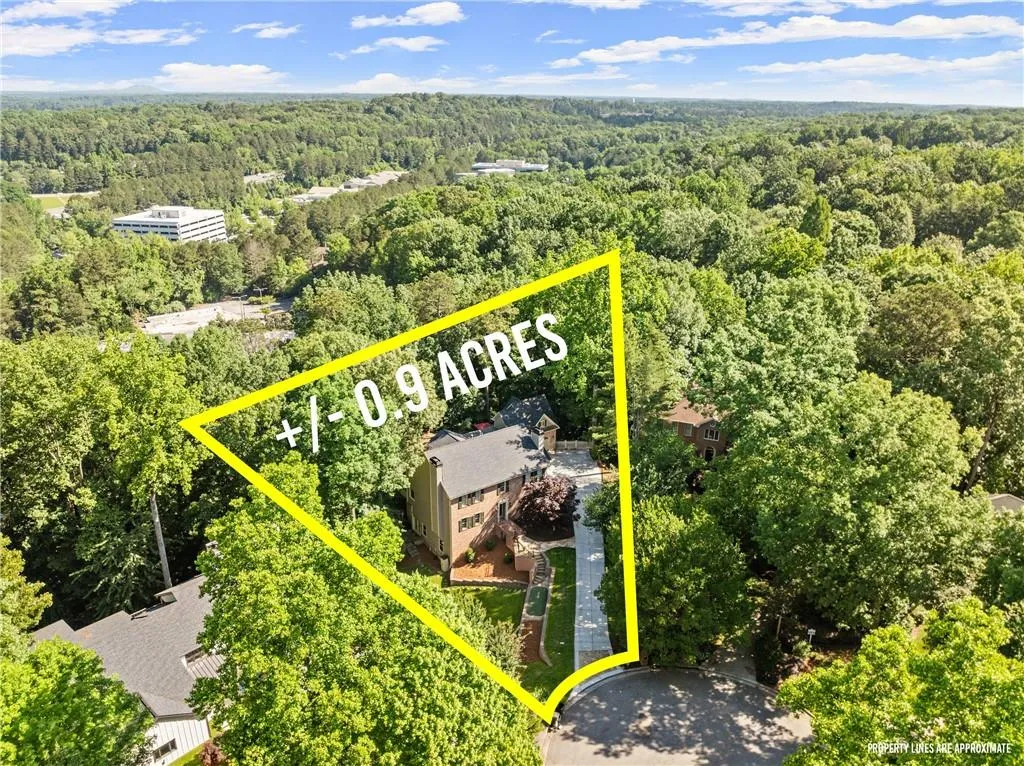 370 Kelson Drive, Atlanta, Georgia 30327, 5 Bedrooms Bedrooms, ,4 BathroomsBathrooms,Residential,Sold,370 Kelson Drive,7385818