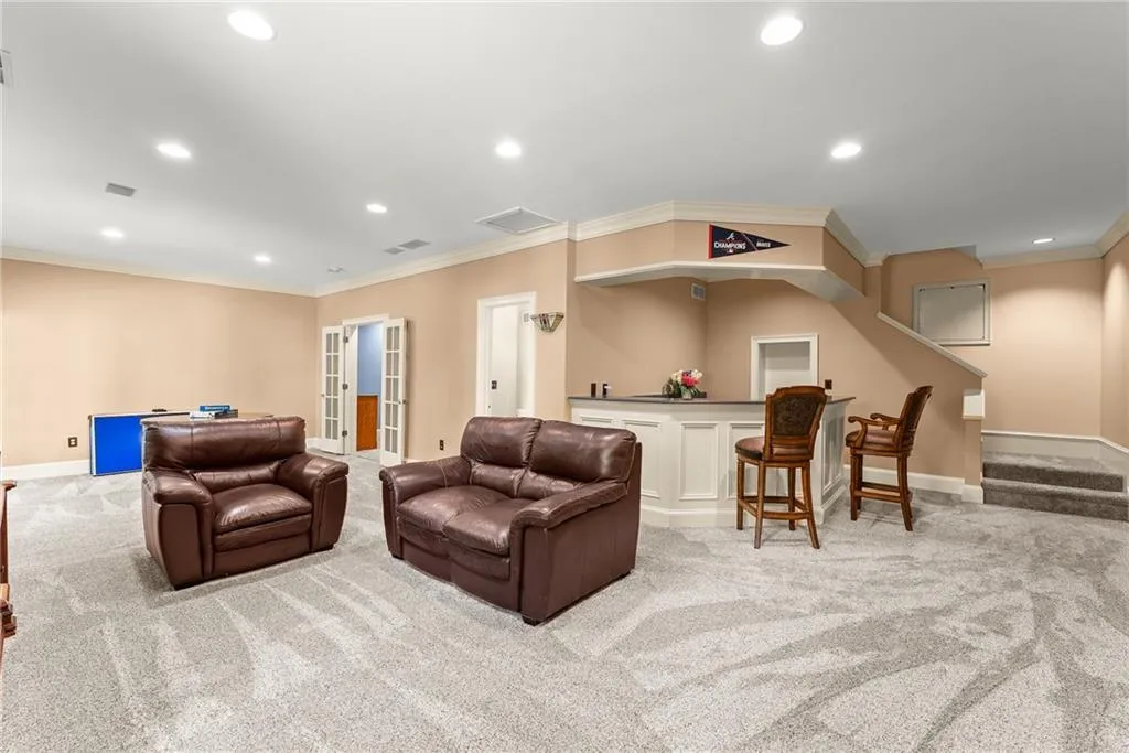 370 Kelson Drive, Atlanta, Georgia 30327, 5 Bedrooms Bedrooms, ,4 BathroomsBathrooms,Residential,Sold,370 Kelson Drive,7385818