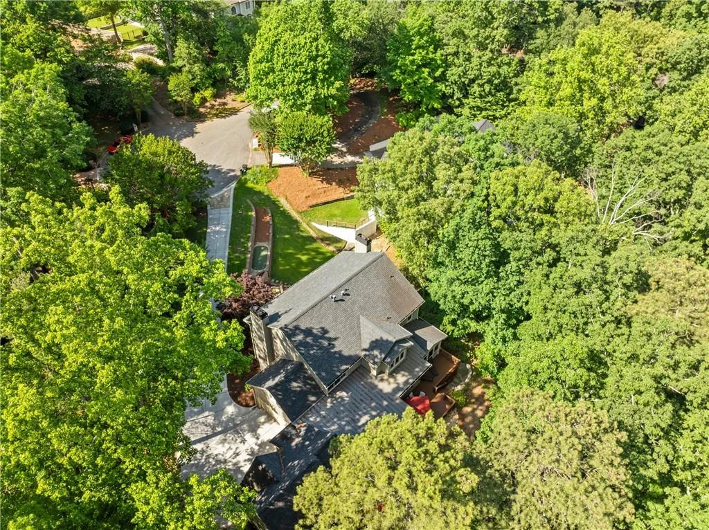 370 Kelson Drive, Atlanta, Georgia 30327, 5 Bedrooms Bedrooms, ,4 BathroomsBathrooms,Residential,Sold,370 Kelson Drive,7385818