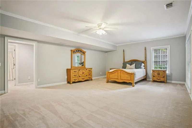 Bedroom with en-suite in basement