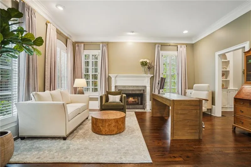 4555 Peachtree Dunwoody Road, Sandy Springs, Georgia 30342, 5 Bedrooms Bedrooms, ,4 BathroomsBathrooms,Residential,For Sale,4555 Peachtree Dunwoody Road,7638443