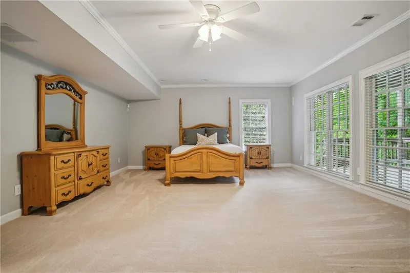Bedroom with en-suite in basement