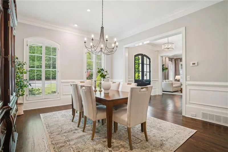 4555 Peachtree Dunwoody Road, Sandy Springs, Georgia 30342, 5 Bedrooms Bedrooms, ,4 BathroomsBathrooms,Residential,For Sale,4555 Peachtree Dunwoody Road,7638443