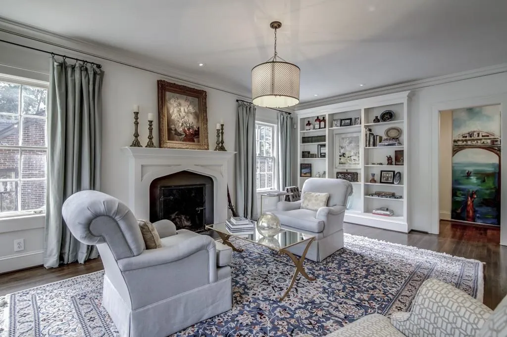 611 E Paces Ferry Road Ne, Atlanta, Georgia 30305, 5 Bedrooms Bedrooms, ,4 BathroomsBathrooms,Residential,Sold,611 E Paces Ferry Road Ne,5708039
