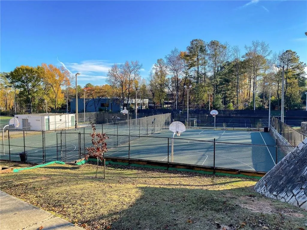 Tennis Courts part of Hammond Park - NOT Part of the HOA
