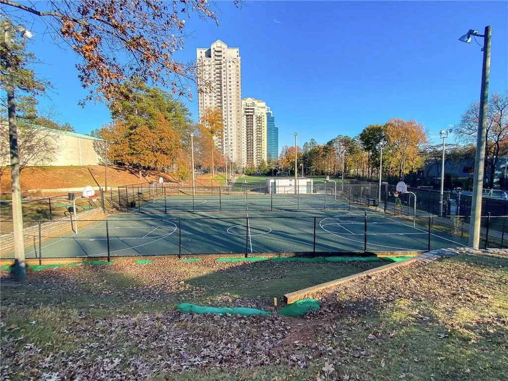 Access to tennis courts and basketball court located next door in Hammond Park
