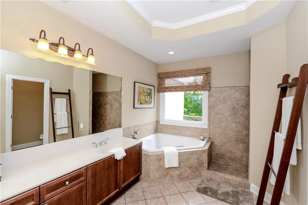 5935 Reddington Way, Sandy Springs, Georgia 30328, 3 Bedrooms Bedrooms, ,3 BathroomsBathrooms,Residential,Sold,5935 Reddington Way,5905442