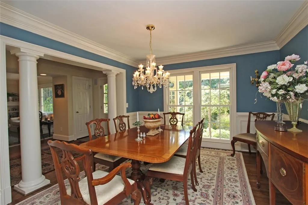 780 Stovall Boulevard Ne, Atlanta, Georgia 30342, 4 Bedrooms Bedrooms, ,5 BathroomsBathrooms,Residential,Sold,780 Stovall Boulevard Ne,5742518
