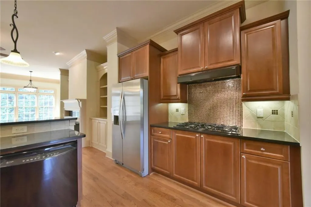 933 Persimmon Point, Atlanta, Georgia 30328, 2 Bedrooms Bedrooms, ,2 BathroomsBathrooms,Residential,Sold,933 Persimmon Point,5746021