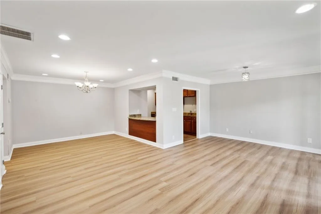 Brand new LVP throughout