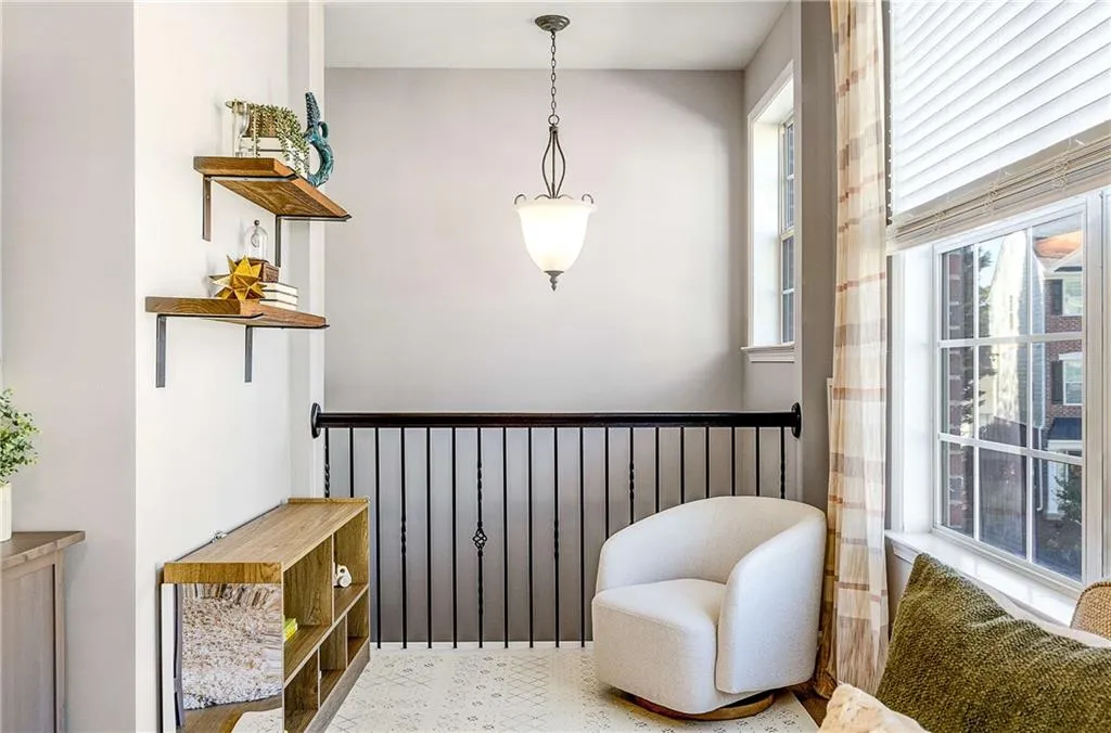 3624 Chattahoochee Summit Drive Se, Atlanta, Georgia 30339, 3 Bedrooms Bedrooms, ,2 BathroomsBathrooms,Residential,For Sale,3624 Chattahoochee Summit Drive Se,7678936