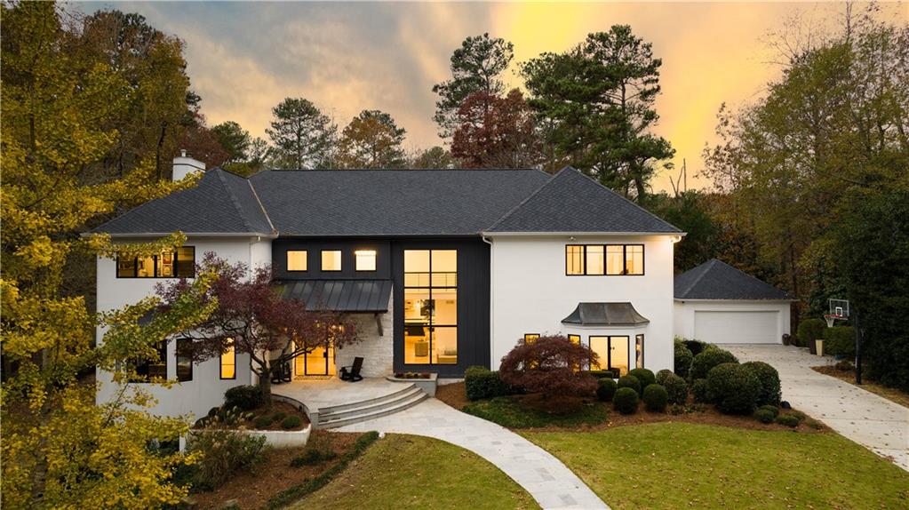 210 N Chambord Drive NW, Atlanta, Georgia 30327, 6 Bedrooms Bedrooms, ,6 BathroomsBathrooms,Residential,Sold,210 N Chambord Drive NW,7302853