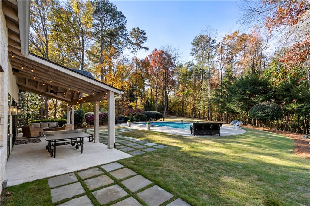 210 N Chambord Drive NW, Atlanta, Georgia 30327, 6 Bedrooms Bedrooms, ,6 BathroomsBathrooms,Residential,Sold,210 N Chambord Drive NW,7302853