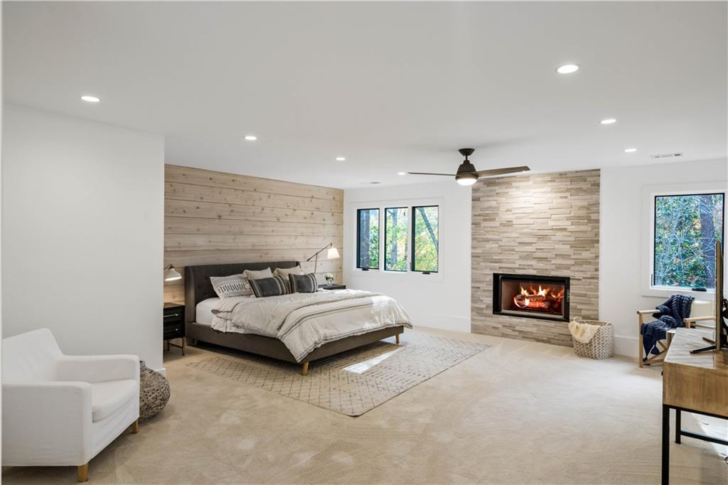 210 N Chambord Drive NW, Atlanta, Georgia 30327, 6 Bedrooms Bedrooms, ,6 BathroomsBathrooms,Residential,Sold,210 N Chambord Drive NW,7302853