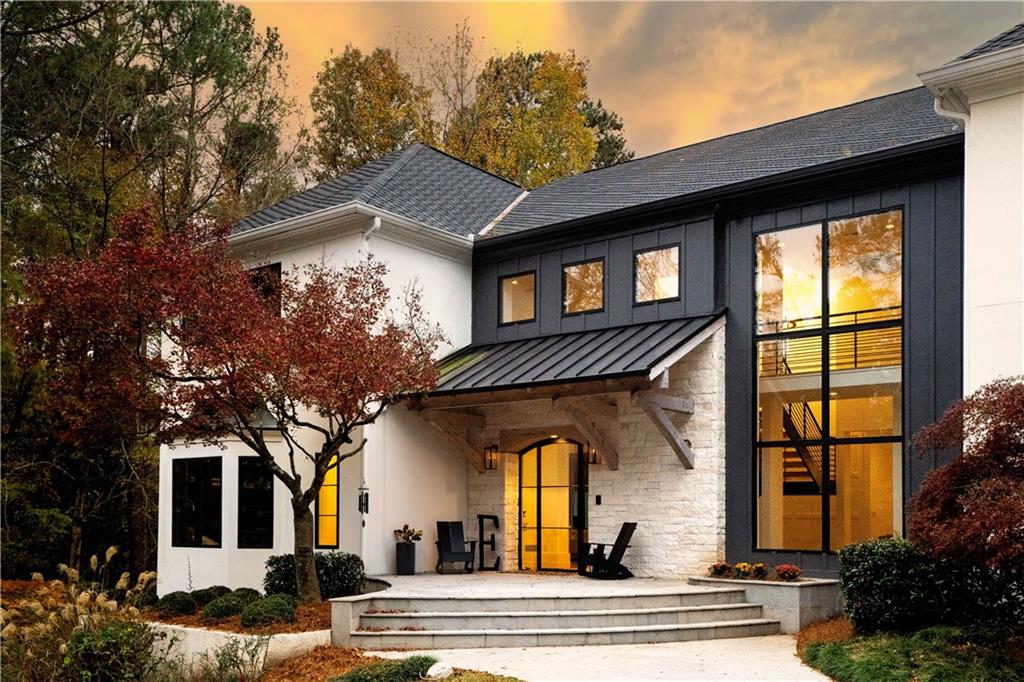 210 N Chambord Drive NW, Atlanta, Georgia 30327, 6 Bedrooms Bedrooms, ,6 BathroomsBathrooms,Residential,Sold,210 N Chambord Drive NW,7302853