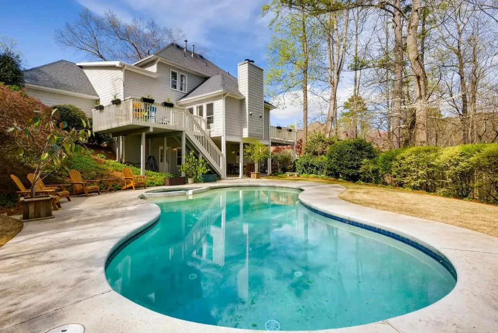 325 Wynland Trace, Sandy Springs, Georgia 30350, 3 Bedrooms Bedrooms, ,2 BathroomsBathrooms,Residential,Sold,325 Wynland Trace,5991080