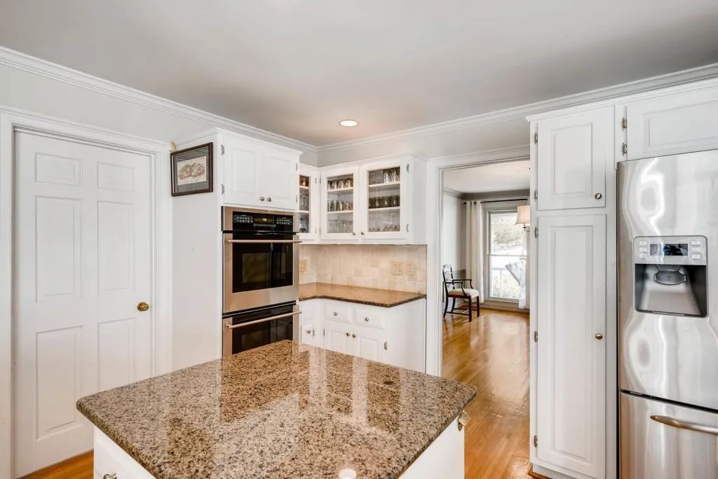 325 Wynland Trace, Sandy Springs, Georgia 30350, 3 Bedrooms Bedrooms, ,2 BathroomsBathrooms,Residential,Sold,325 Wynland Trace,5991080