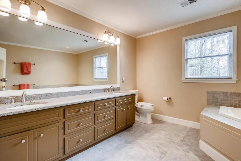 325 Wynland Trace, Sandy Springs, Georgia 30350, 3 Bedrooms Bedrooms, ,2 BathroomsBathrooms,Residential,Sold,325 Wynland Trace,5991080