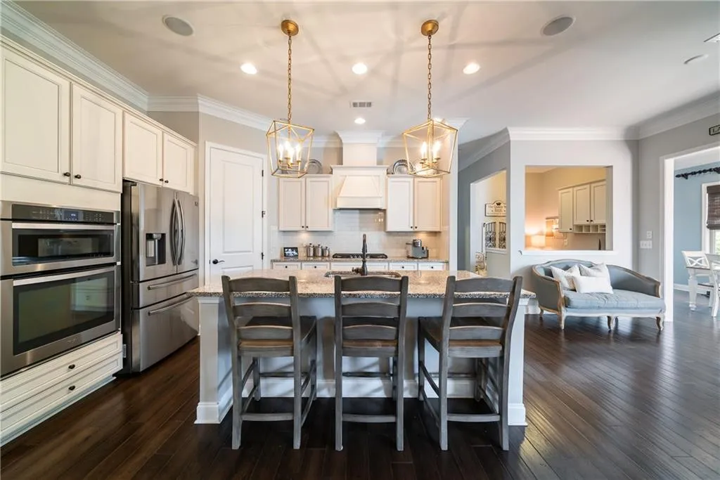 131 Austin Drive, Atlanta, Georgia 30328, 4 Bedrooms Bedrooms, ,3 BathroomsBathrooms,Residential,Sold,131 Austin Drive,6993255