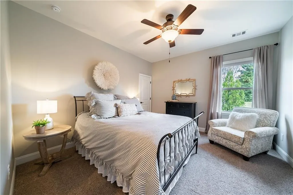 131 Austin Drive, Atlanta, Georgia 30328, 4 Bedrooms Bedrooms, ,3 BathroomsBathrooms,Residential,Sold,131 Austin Drive,6993255