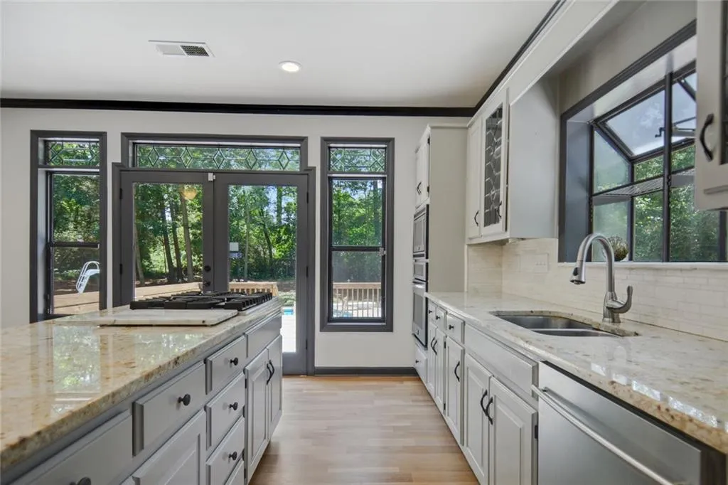 515 Dalrymple Road, Sandy Springs, Georgia 30328, 4 Bedrooms Bedrooms, ,2 BathroomsBathrooms,Residential,Sold,515 Dalrymple Road,6737751