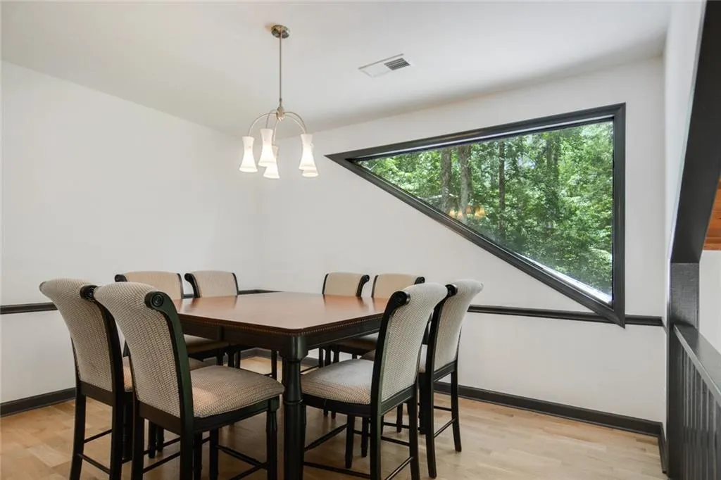 515 Dalrymple Road, Sandy Springs, Georgia 30328, 4 Bedrooms Bedrooms, ,2 BathroomsBathrooms,Residential,Sold,515 Dalrymple Road,6737751
