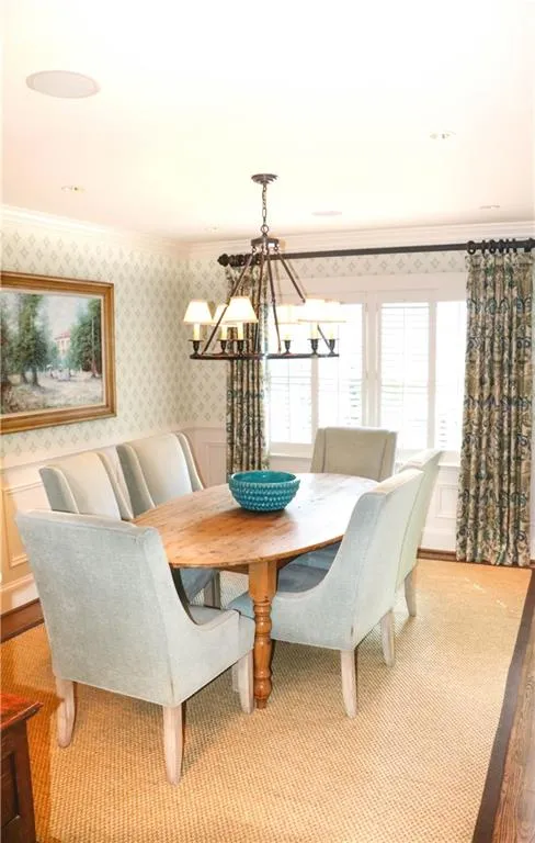 516 E Wesley Road Ne, Atlanta, Georgia 30305, 3 Bedrooms Bedrooms, ,2 BathroomsBathrooms,Residential,Sold,516 E Wesley Road Ne,5745227
