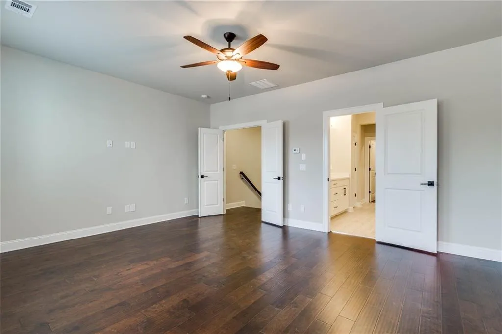 4127 Township Pkwy, Atlanta, Georgia 30342, 3 Bedrooms Bedrooms, ,3 BathroomsBathrooms,Residential,Sold,4127 Township Pkwy,5907339