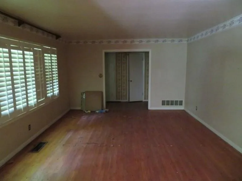 400 Highbrook Drive, Sandy Springs, Georgia 30342, 3 Bedrooms Bedrooms, ,2 BathroomsBathrooms,Residential,Sold,400 Highbrook Drive,6721015