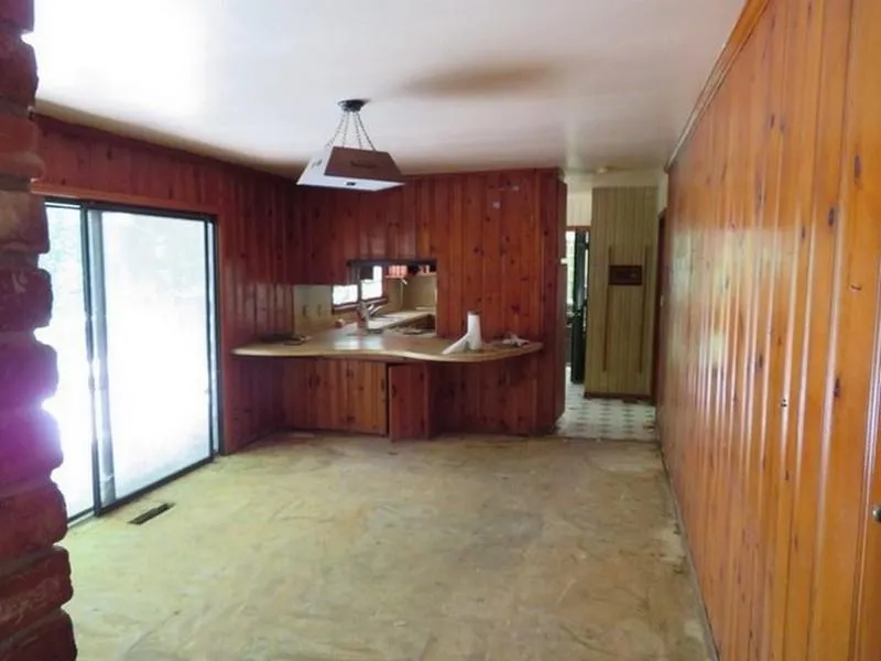 400 Highbrook Drive, Sandy Springs, Georgia 30342, 3 Bedrooms Bedrooms, ,2 BathroomsBathrooms,Residential,Sold,400 Highbrook Drive,6721015