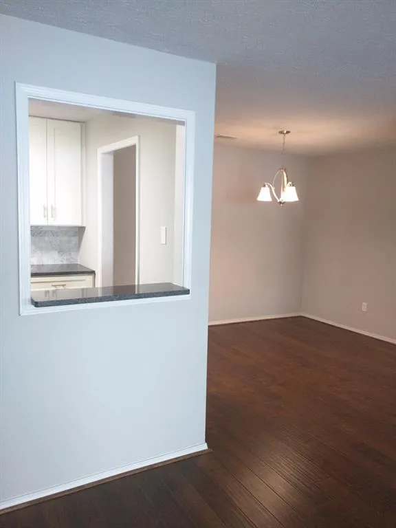 1410 Vicksburg Place, Sandy Springs, Georgia 30350, 2 Bedrooms Bedrooms, ,2 BathroomsBathrooms,Residential,Sold,1410 Vicksburg Place,5825548